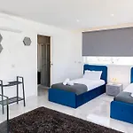 Ixoria With Private Pools By Arcocollection St. Julian's