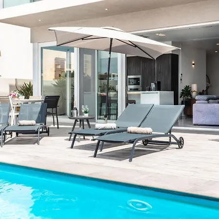 Ixoria With Private Pools By Arcocollection Villa