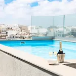 Ixoria With Private Pools By Arco Collection St. Julian's