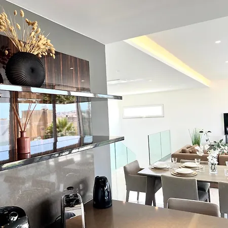 Villa Ixoria With Private Pools By Arcobnb