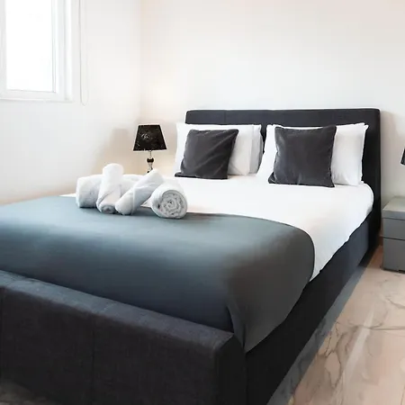 Villa Ixoria With Private Pools By Arco Collection *