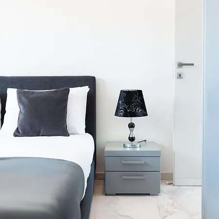 Ixoria With Private Pools By Arco Collection Saint Julian's