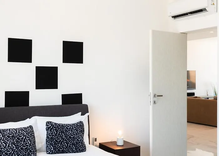 Villa Ixoria With Private Pools By Arco Collection