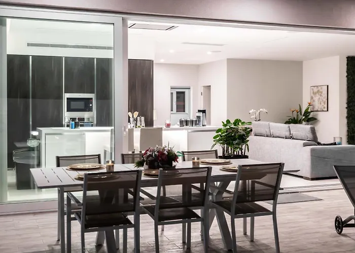 Villa Ixoria With Private Pools By Arco Collection San Ġiljan