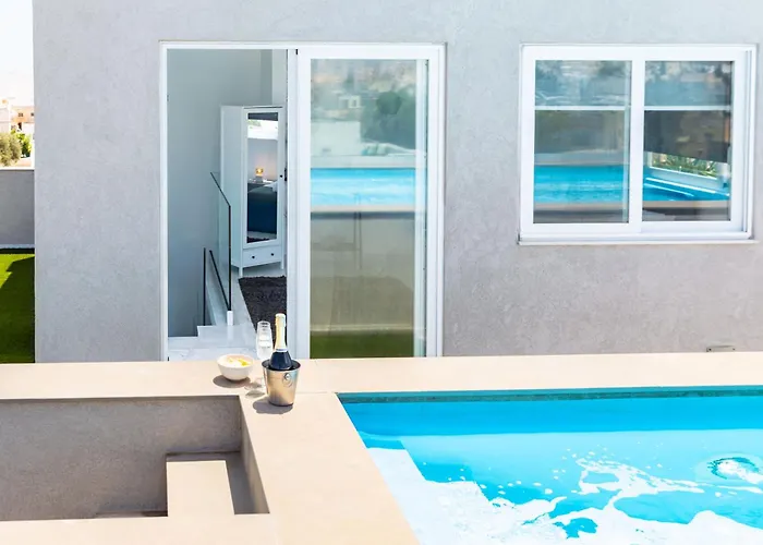 Ixoria With Private Pools By Arco Collection Villa San Julián