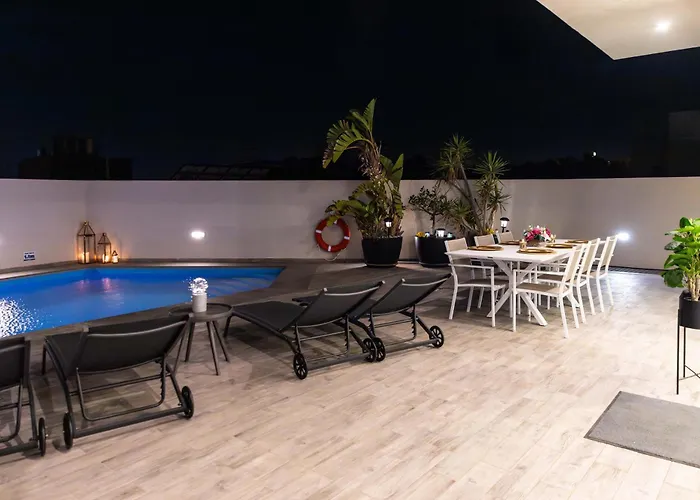 Villa Ixoria With Private Pools By Arco Collection *